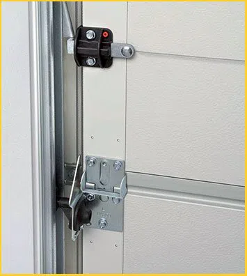 Lexington Locksmith Service Lexington, MA 781-519-7227 - garage-door-locks